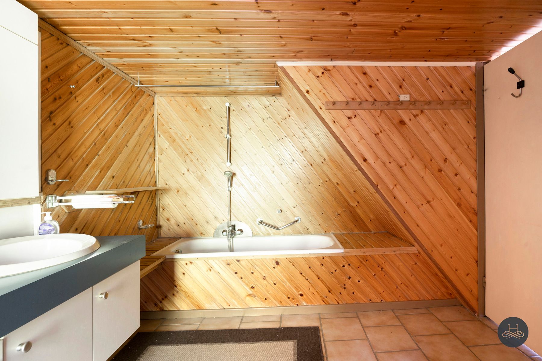 Op te knappen woning met uitzicht op de Dijle te Rotselaar foto 11