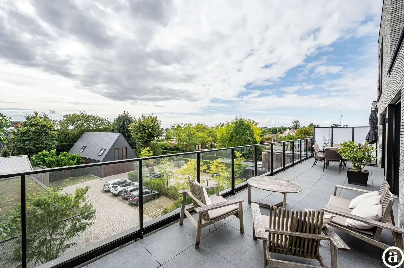 Recent appartement met groot terras, centrum Waregem [Stationsstraat]. foto 4