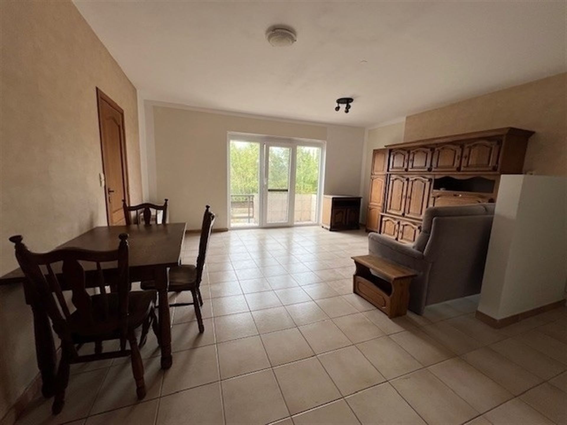 Charmant appartement met terras en garage! foto 4