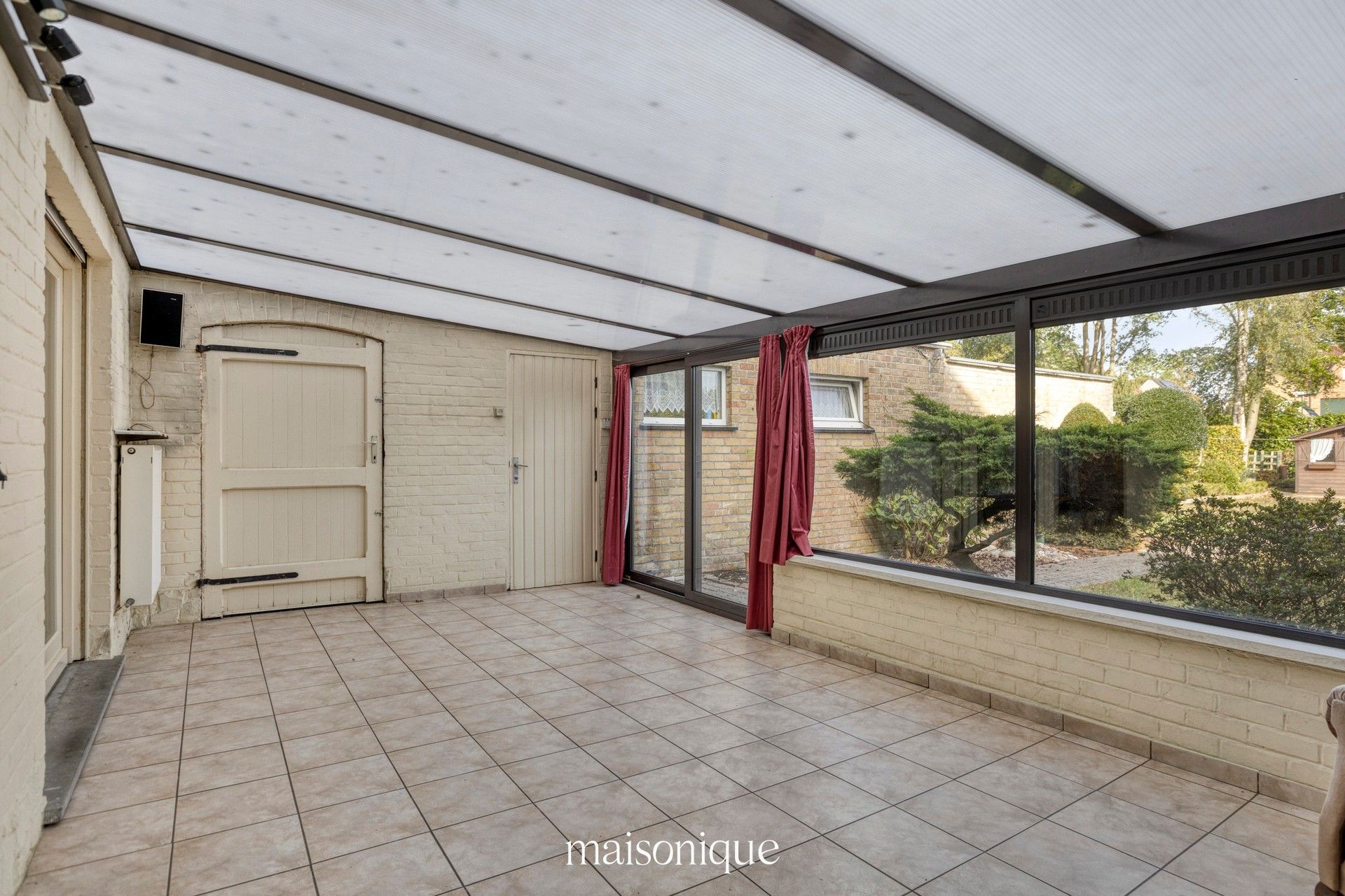 Degelijke familiewoning op een toplocatie in Sint-Michiels. foto 8