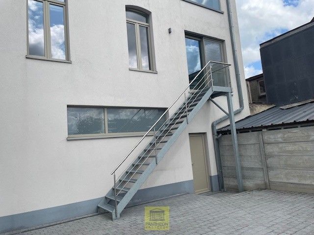 Energiezuinig appartement met ruim terras en 2 autostaanplaatsen! foto 7