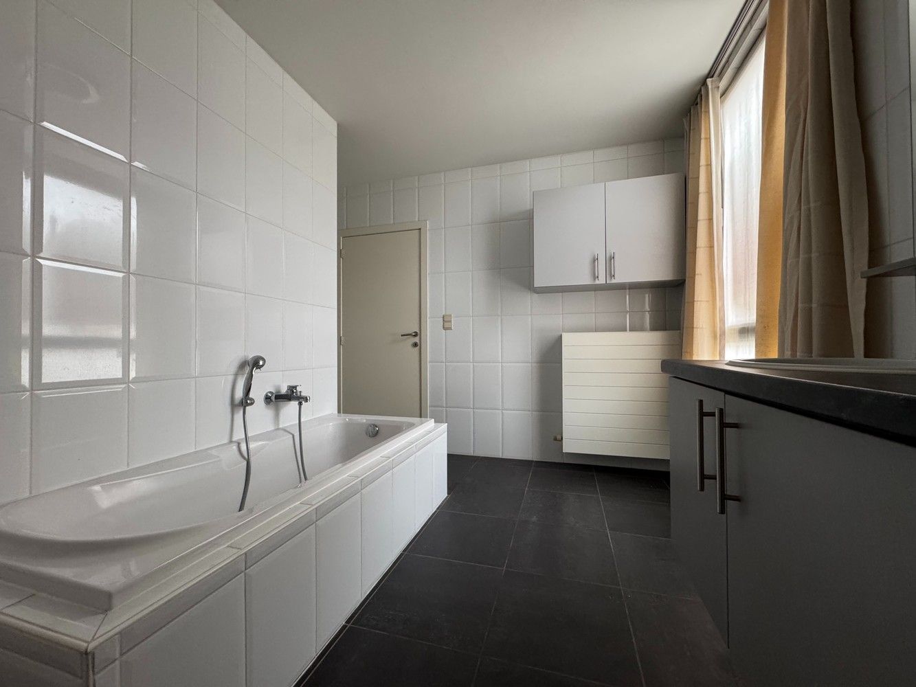 Exclusief ruim penthouse/loft in hartje Hasselt foto 14