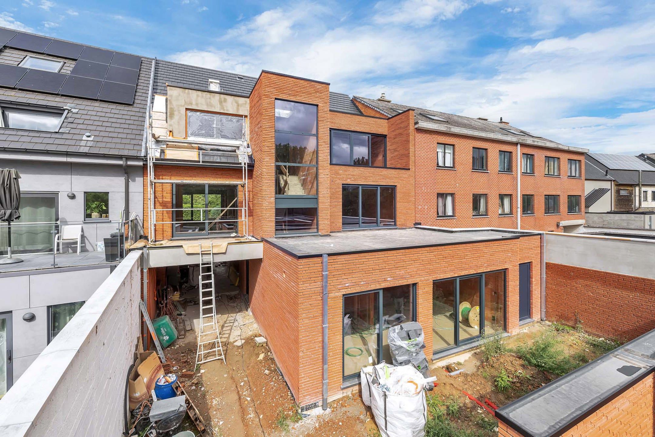 Gelijkvloers appartement met twee slaapkamers foto 2