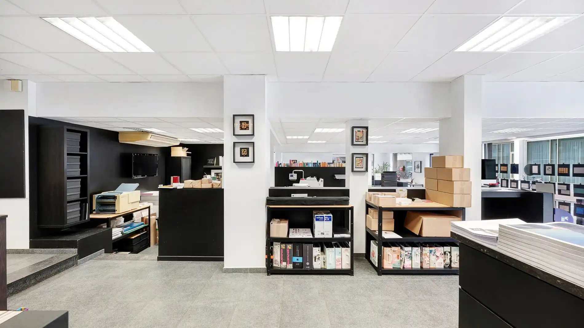 Mooi handelspand (179 m²) met brede etalage te Heist foto 8