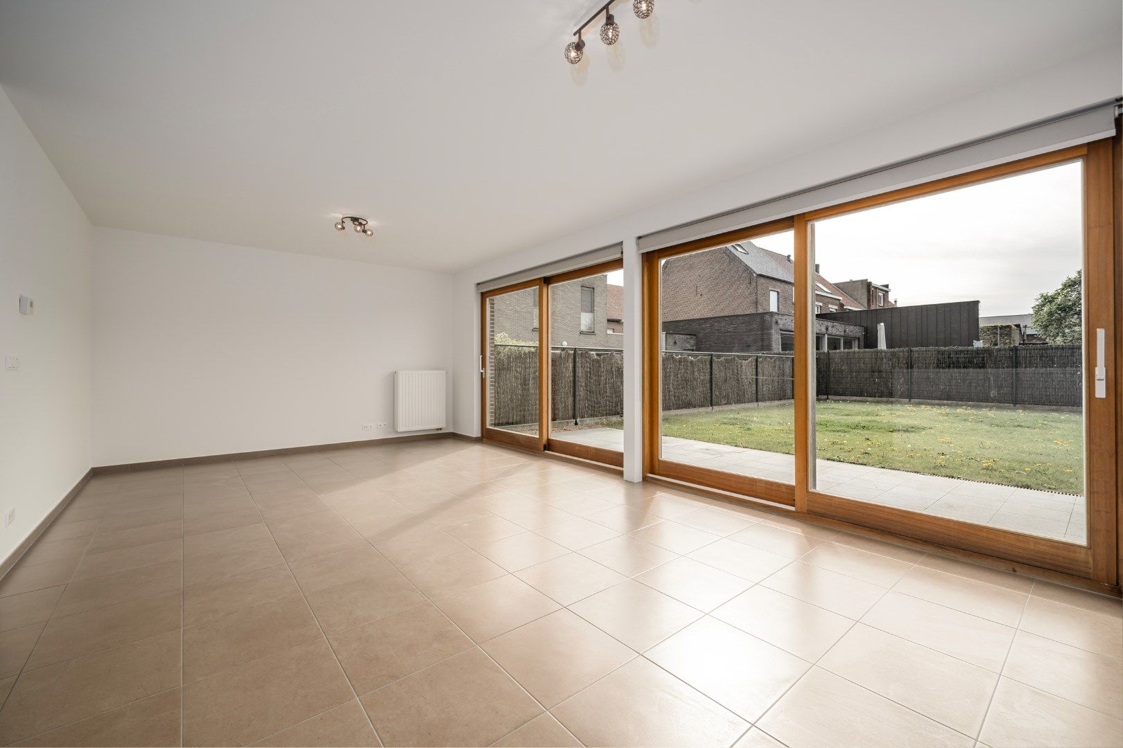 INSTAPKLARE WONING IN IZEGEM foto 6