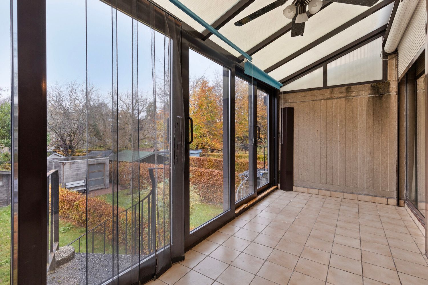 In de wijk 'Langbaanvelden' ligt deze te renoveren bel-étagewoning met 3 tot 4 slks, garage en tuin! foto 16