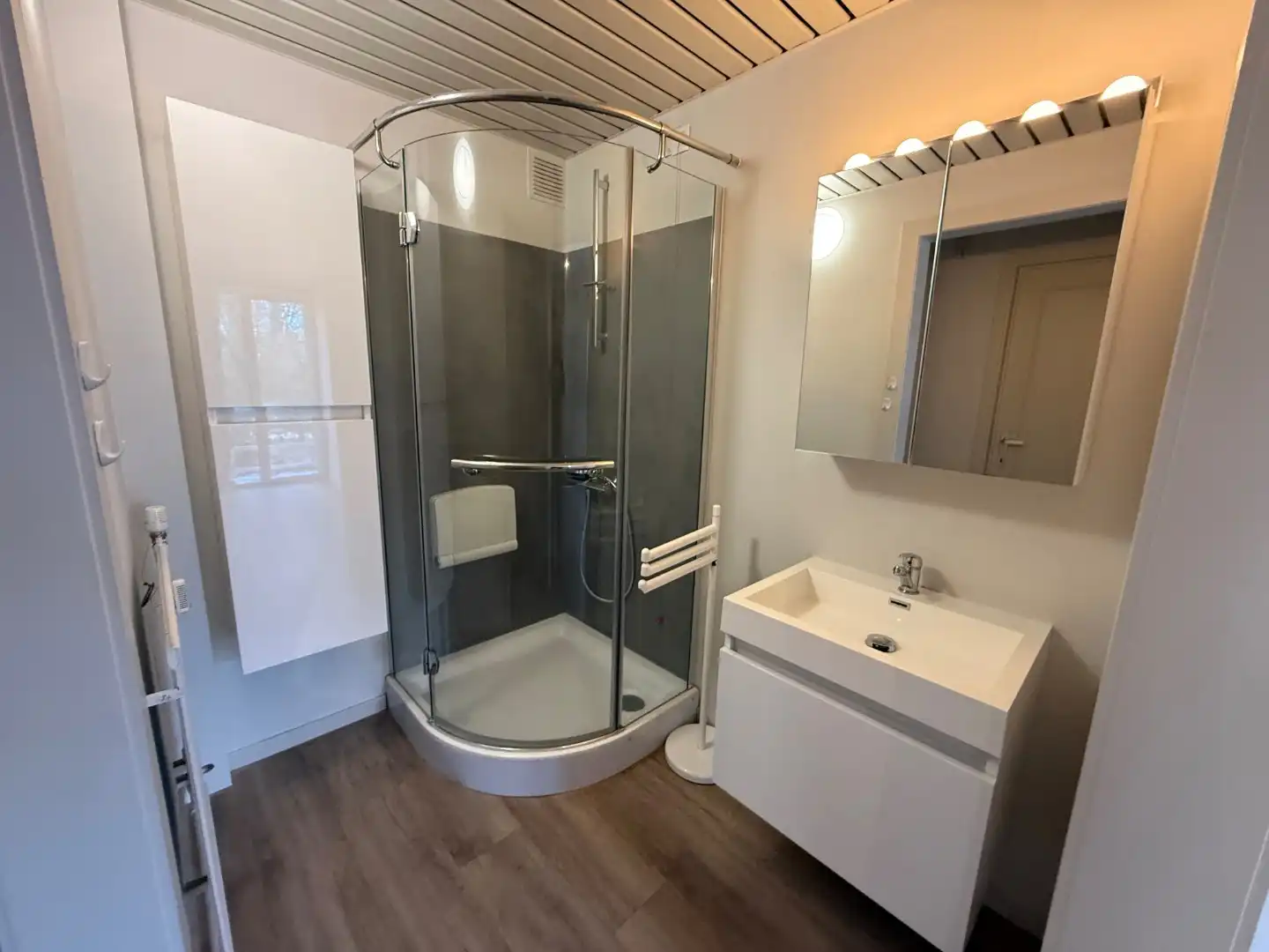 Rustig gelegen assistentiewoning foto 5