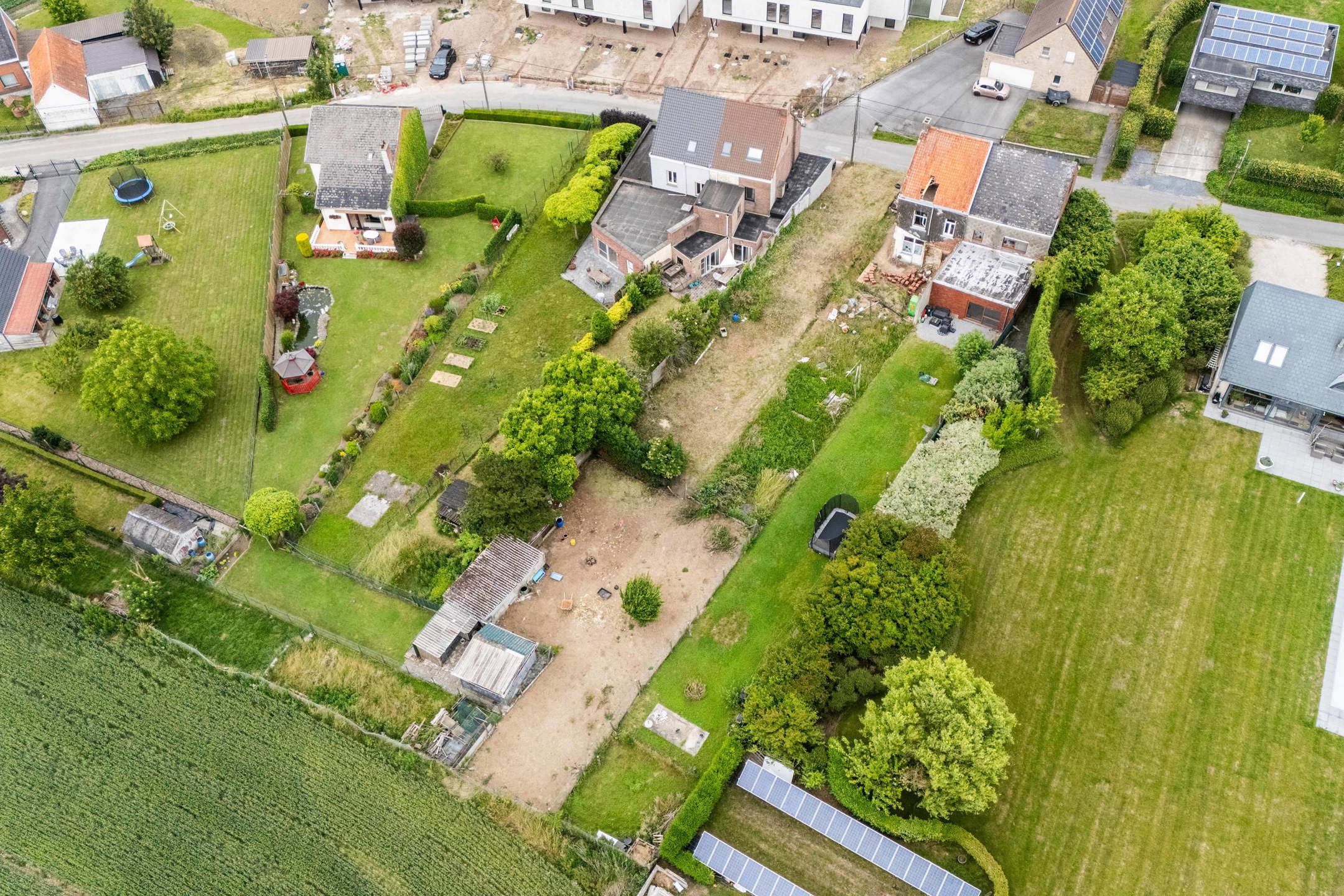 Rustig gelegen perceel bouwgrond in een groene omgeving foto 2
