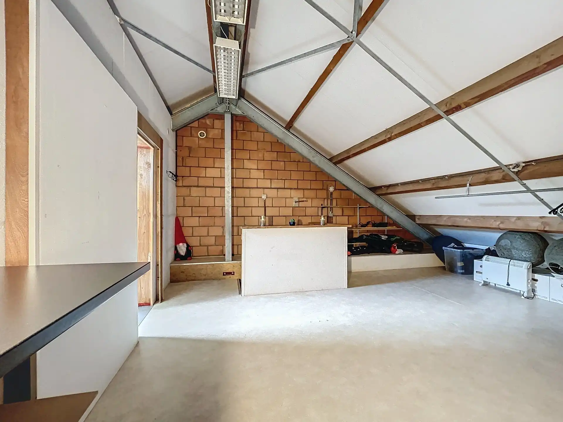 Luxueuze villa met 5 slaapkamers en ruime tuin! foto 24