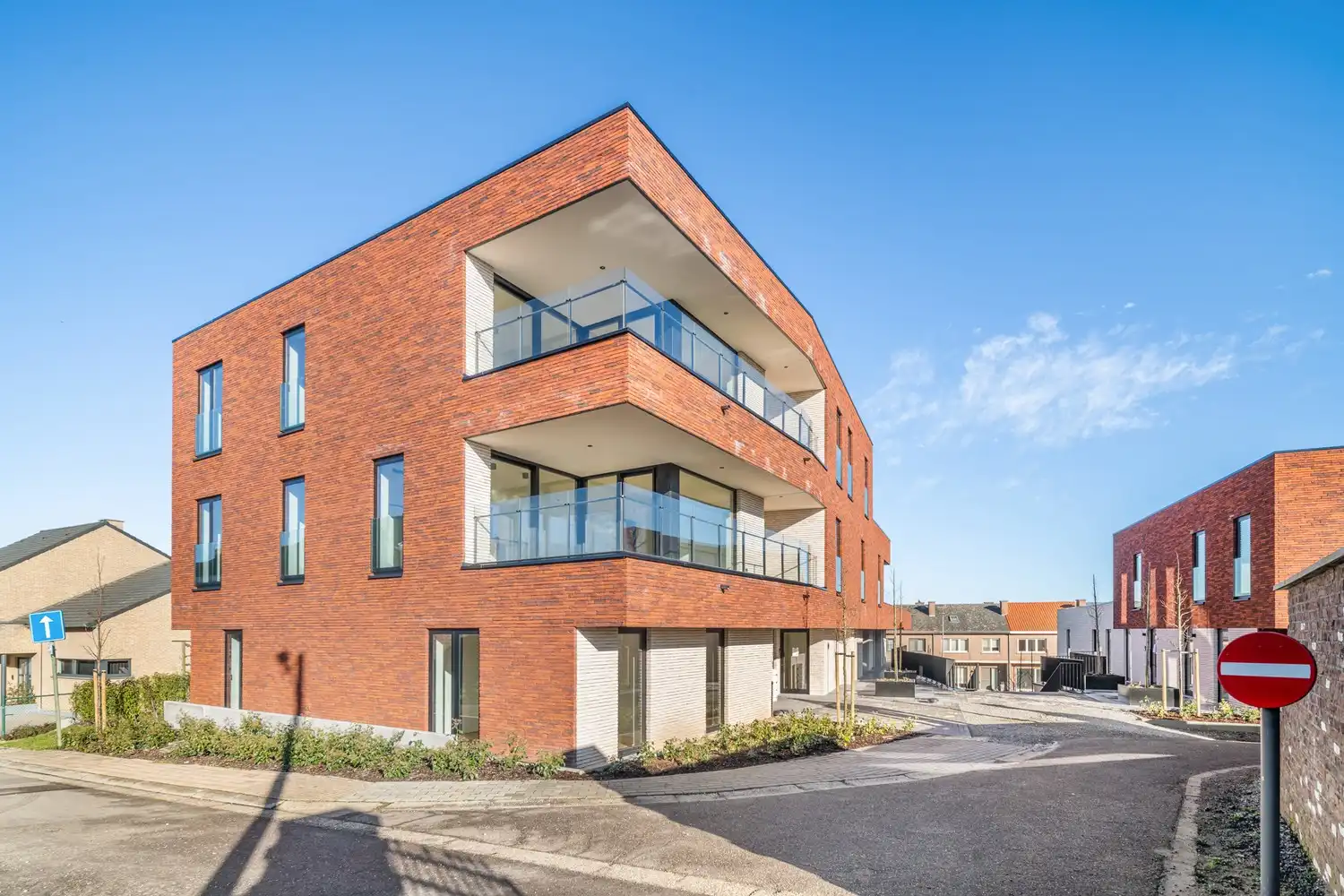 Luxe nieuwbouwappartementen en rijwoningen in het hart van Borgloon foto 11