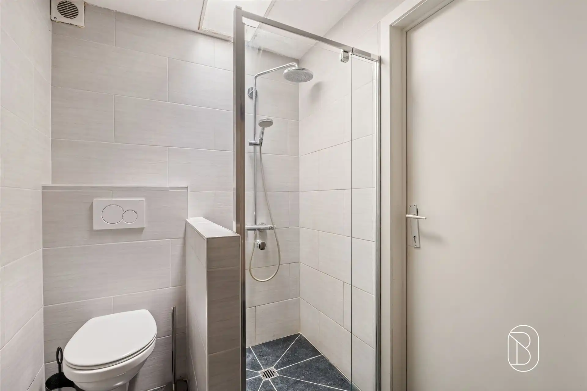 Bel-etage met 3 slpk en garage van 122m² in Kortrijk foto 15