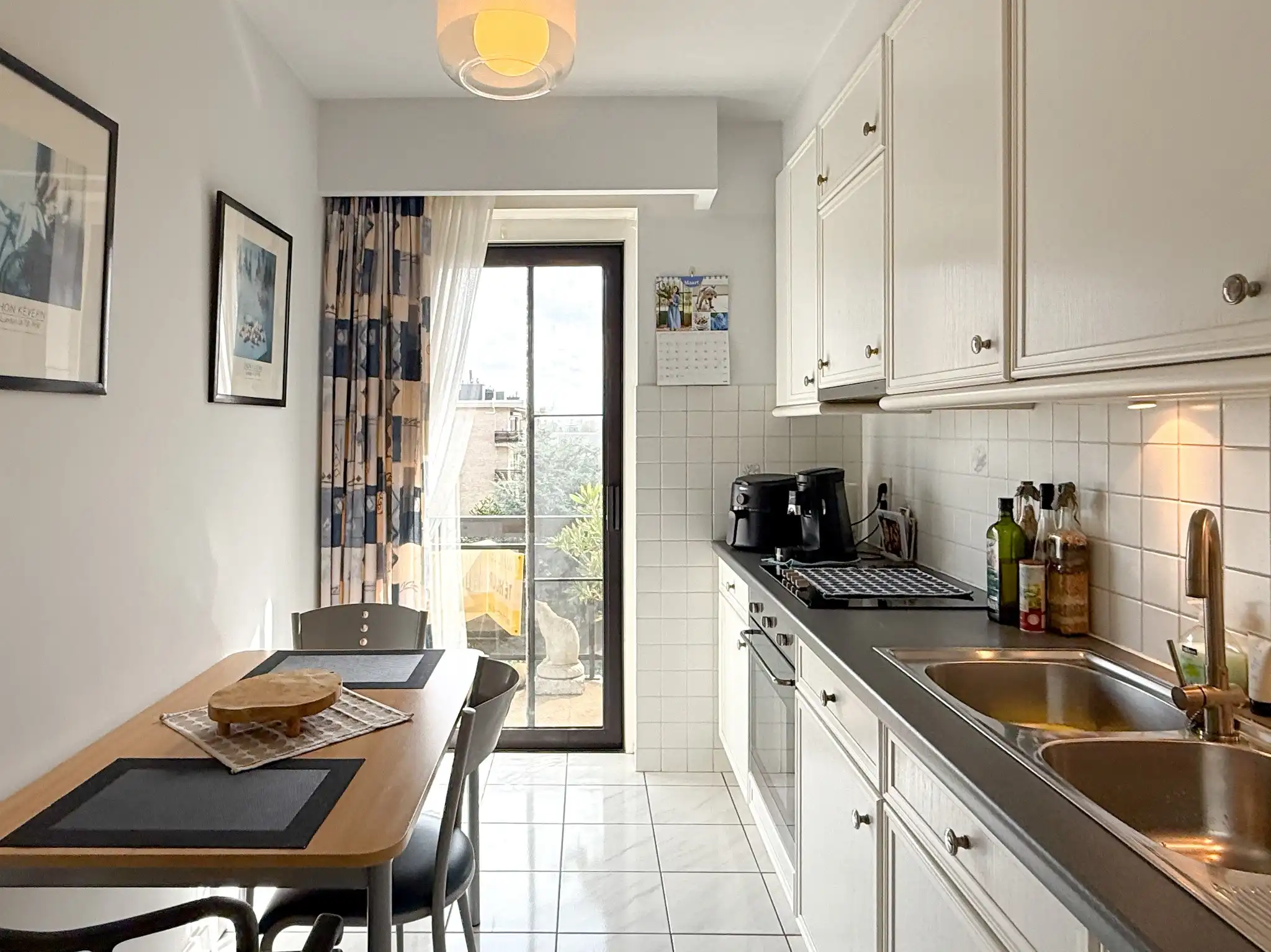 Appartement met twee slaapkamers en twee terrassen in het centrum van Beveren foto 5