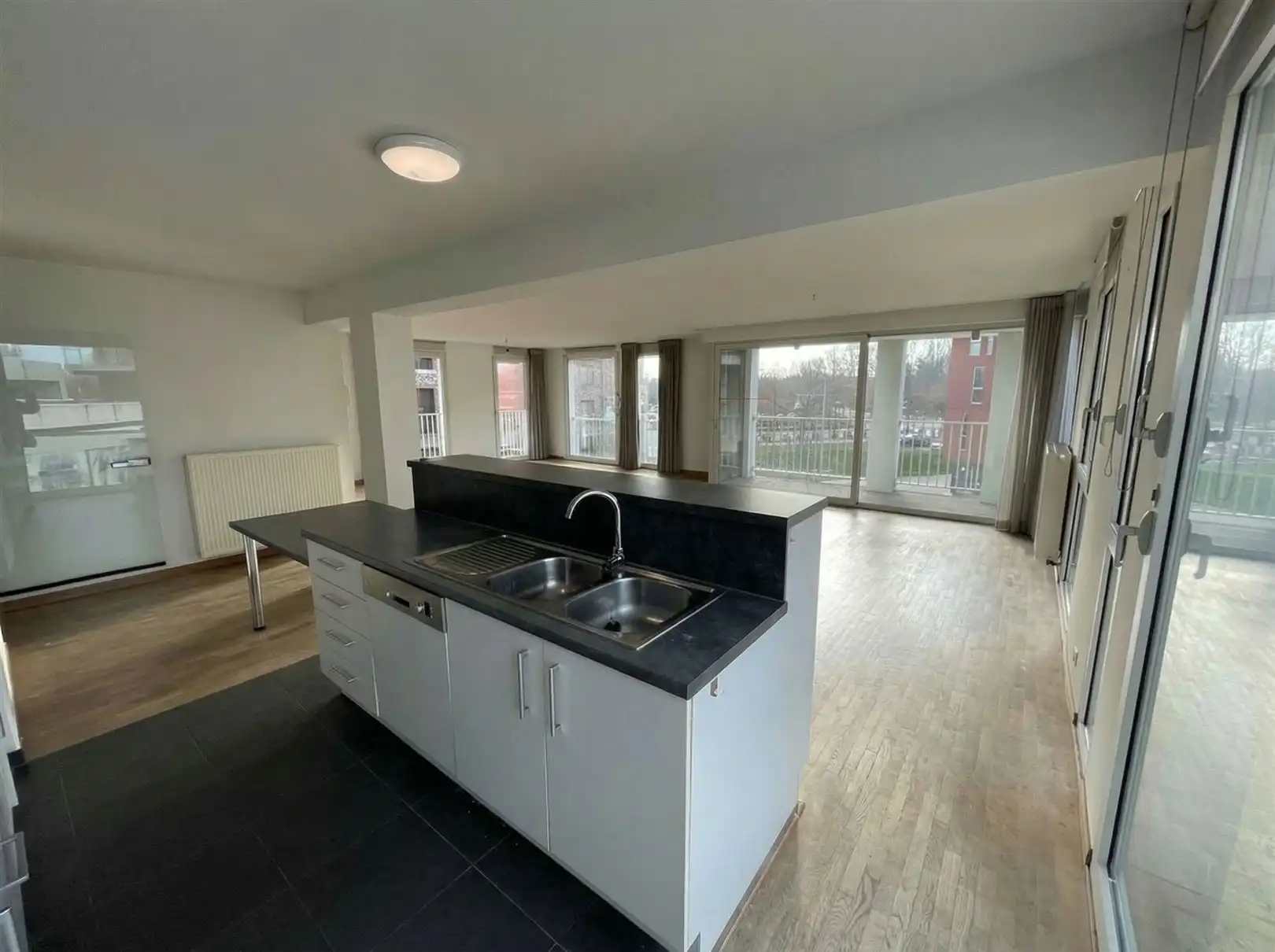 Instapklaar app te huur met 3 slaapkamers foto 6