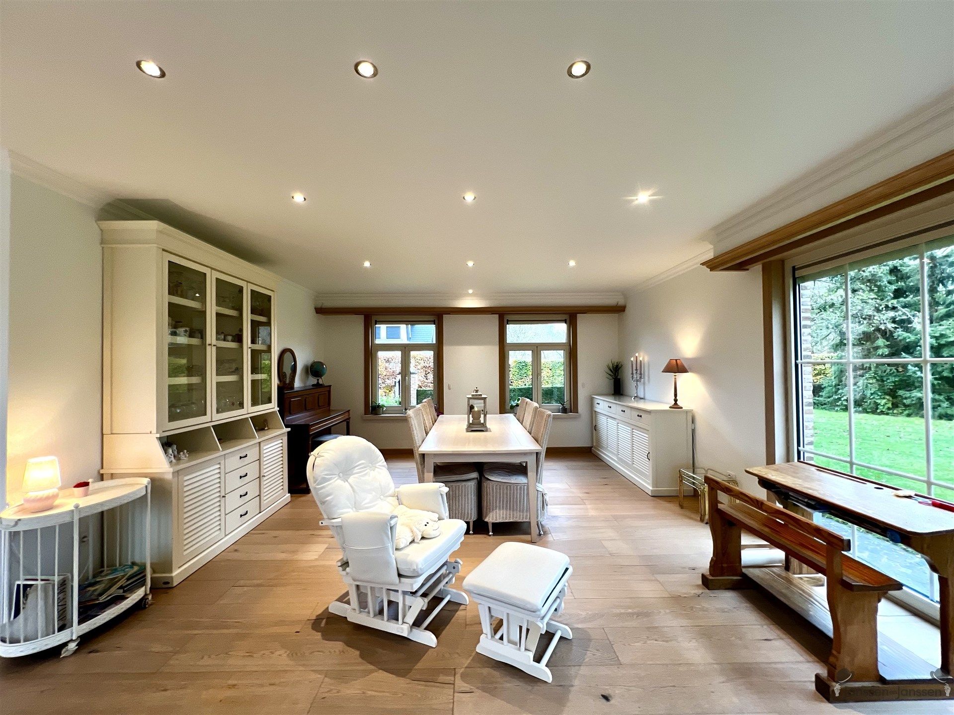 Statige villa in oase van rust foto 7