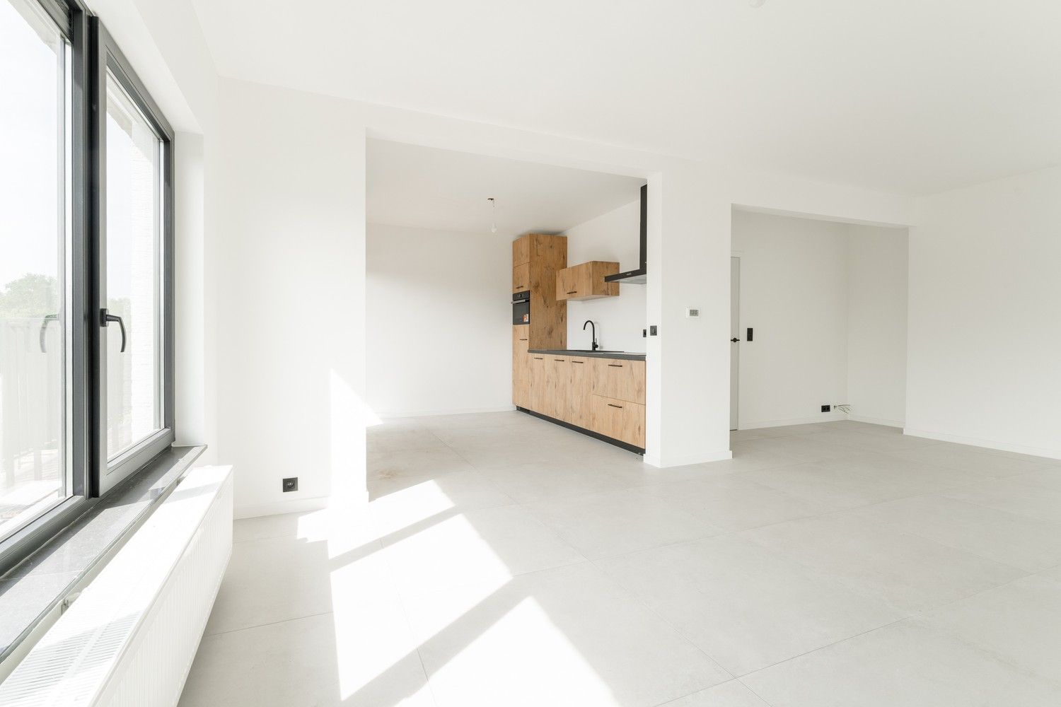 Zeer ruim 3 SLK appartement 2 terrassen met privatieve garagebox en berging en eigen trappenhal foto 5