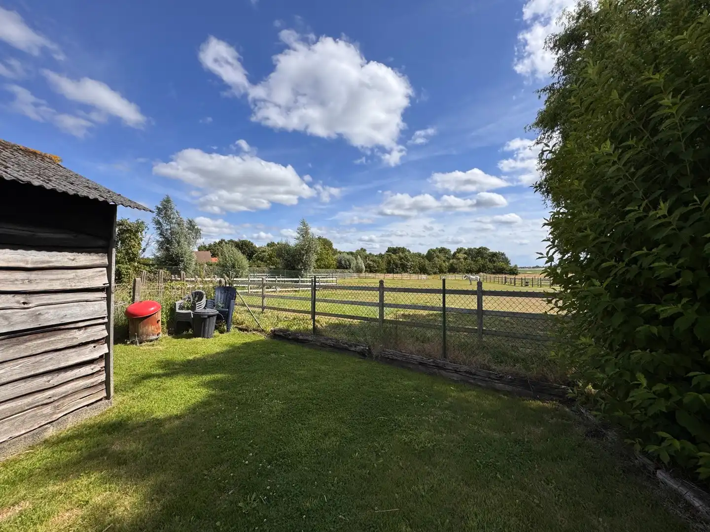 Instapklare gezinswoning met 4 slaapkamers foto 24