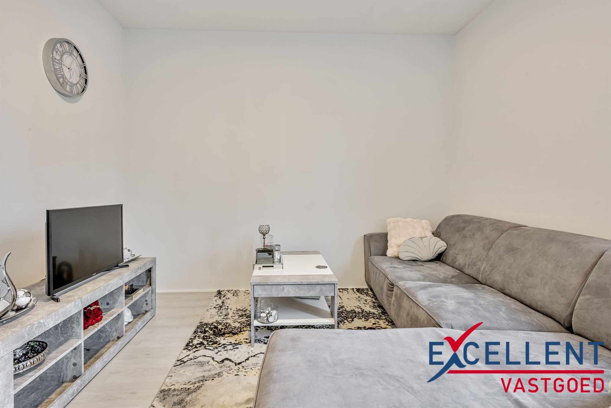 Instapklare starterswoning te Kortrijk foto 6