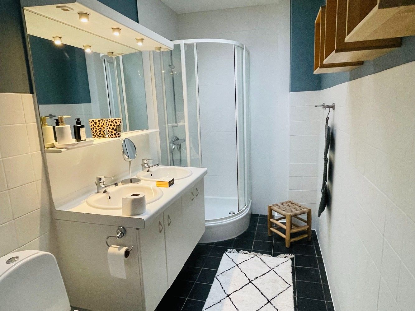 Brugge centrum, met zicht op Potterierei, Tot in de puntjes verzorgd energiezuinig woonhuis , 1 slaapkamer. foto 15