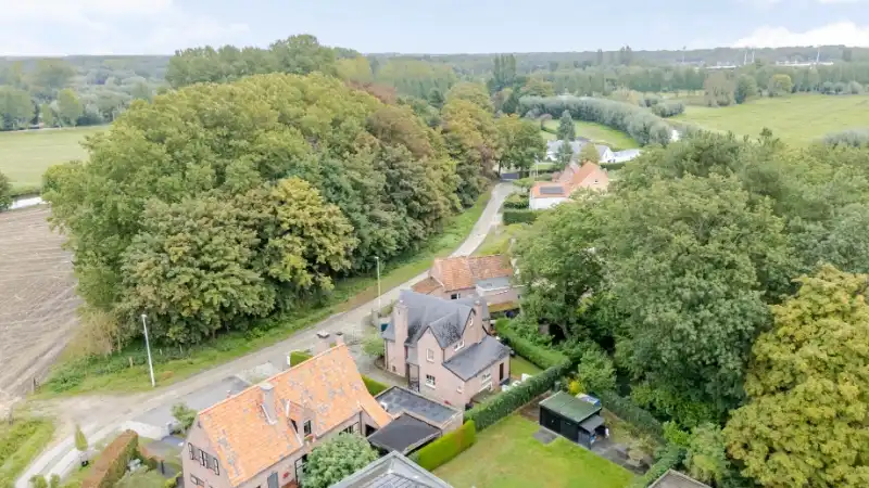 Opgeknapte karaktervolle instapklare woning OB - topligging! foto 3