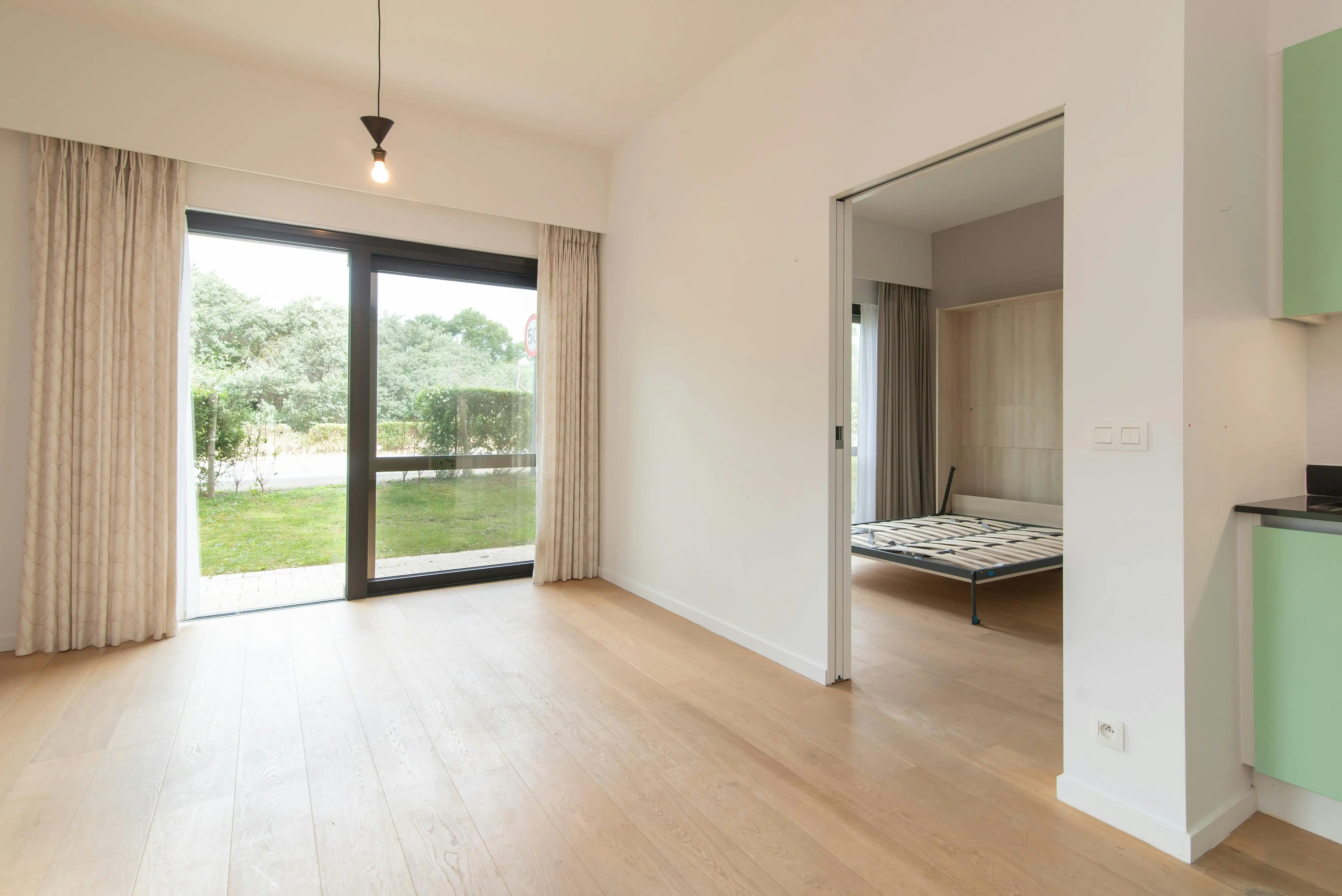 Prachtige assistentiewoning met zonnige tuin te De Haan foto 8