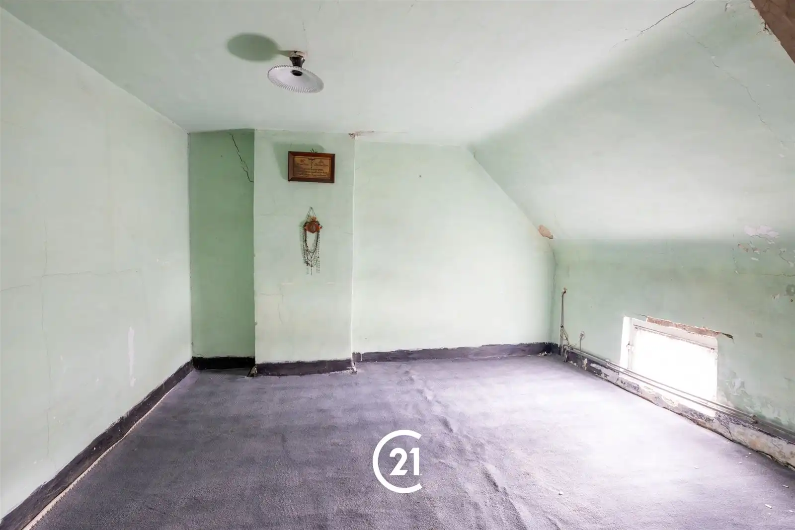 Te renoveren woning op een ruim perceel van 2.220 m² foto 16