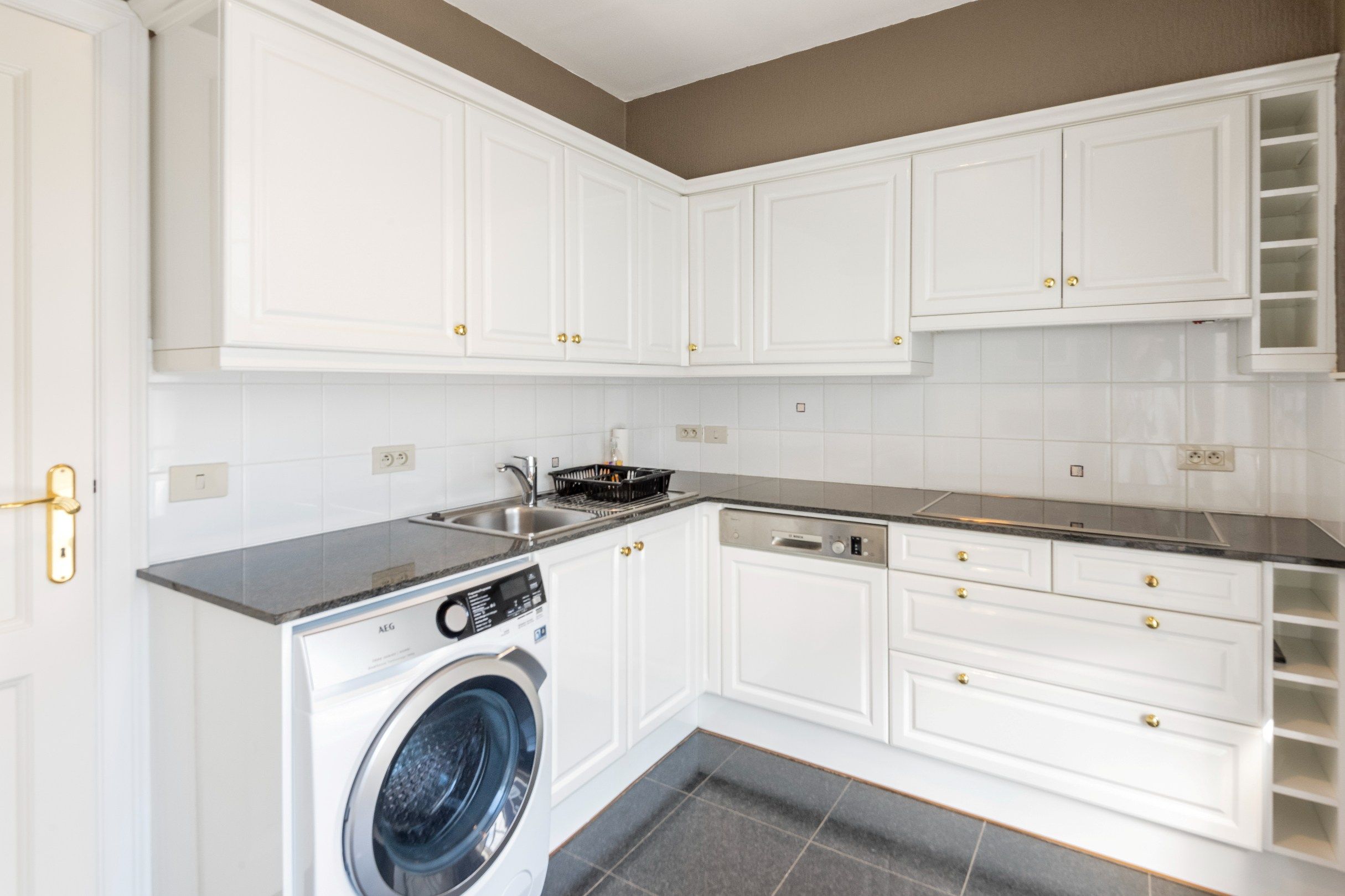 Duplex appartement in een villa-residentie te Albertstrand. Garagebox mogelijk. foto 10