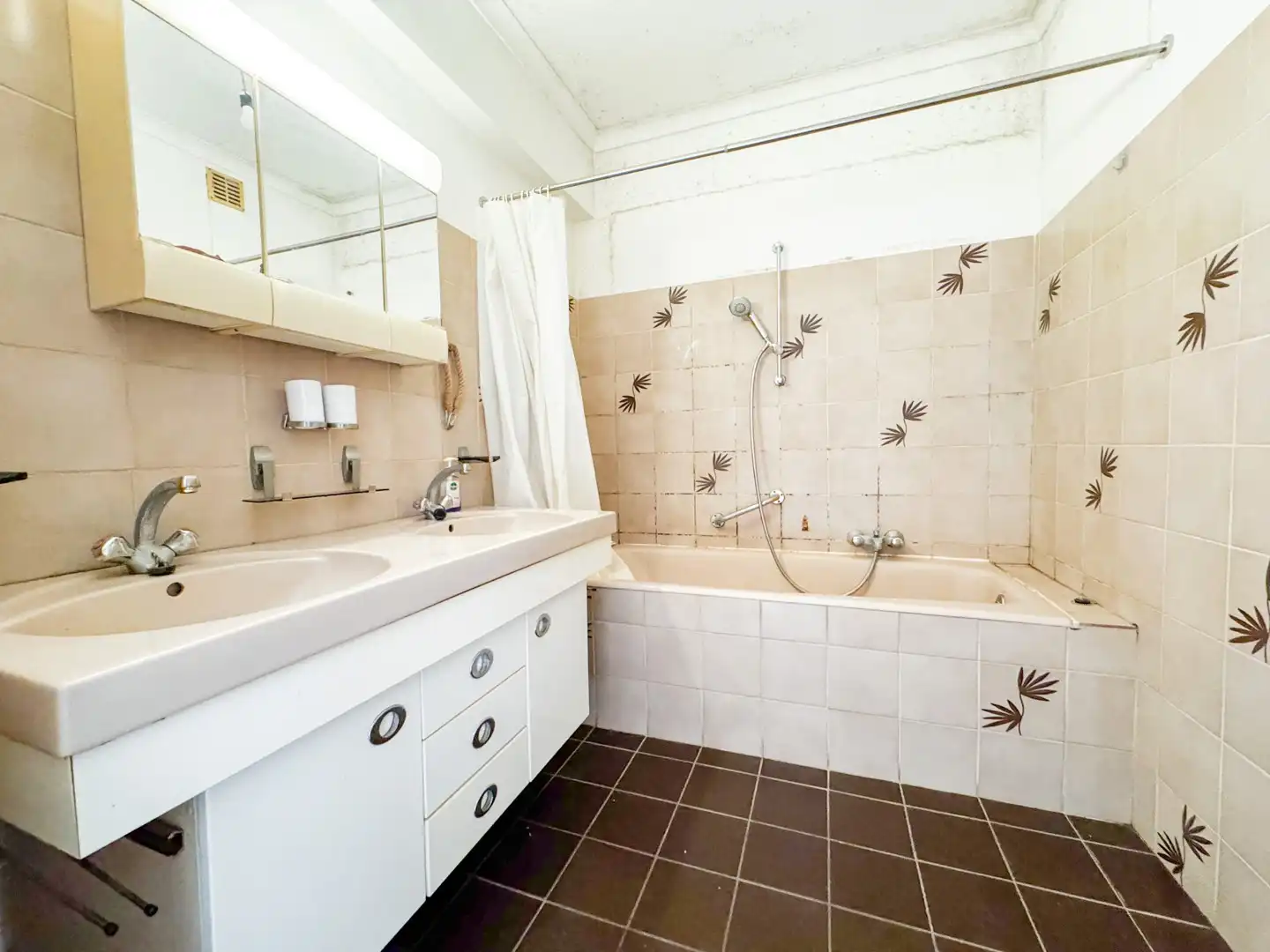 Ruim 2slp appartement rechtover het Citadelpark foto 10