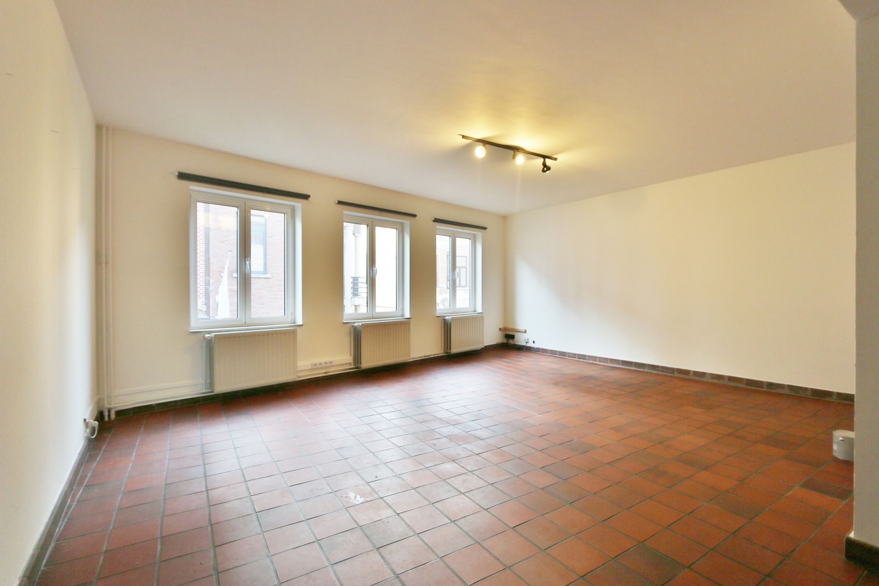 BELEGGINGSPAND - APP en HANDELGLV - VERHUURD - CENTRUM  foto 11