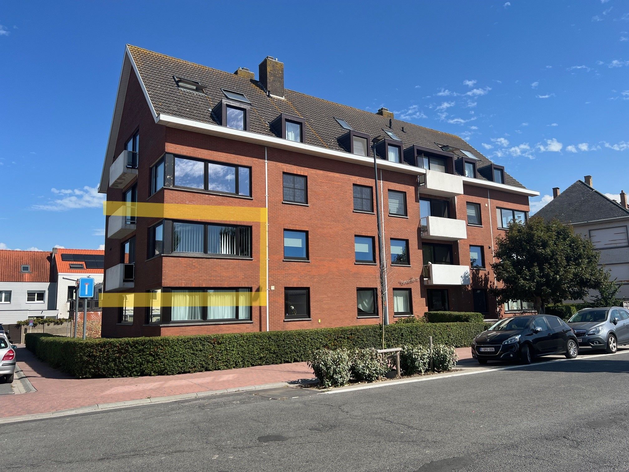 Recent gerenoveerd appartement met 2 slaapkamers op rustige ligging. foto {{pictureIndex}}