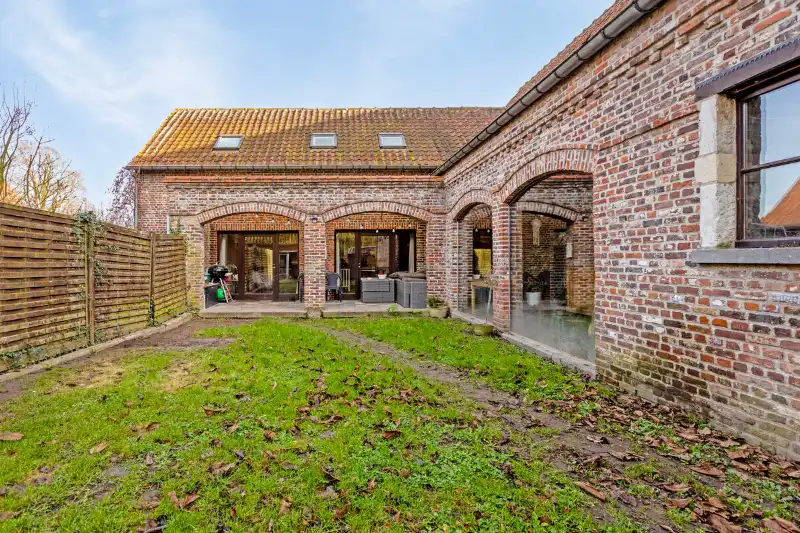 Unieke opbrengsteigendom op rustige locatie! foto 36