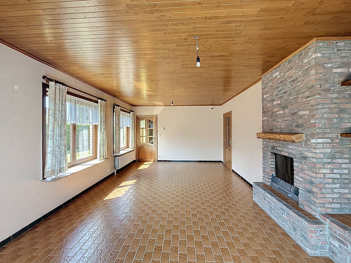 Te renoveren vrijstaande bungalow nabij de jachthaven van Nieuwpoort. foto 4