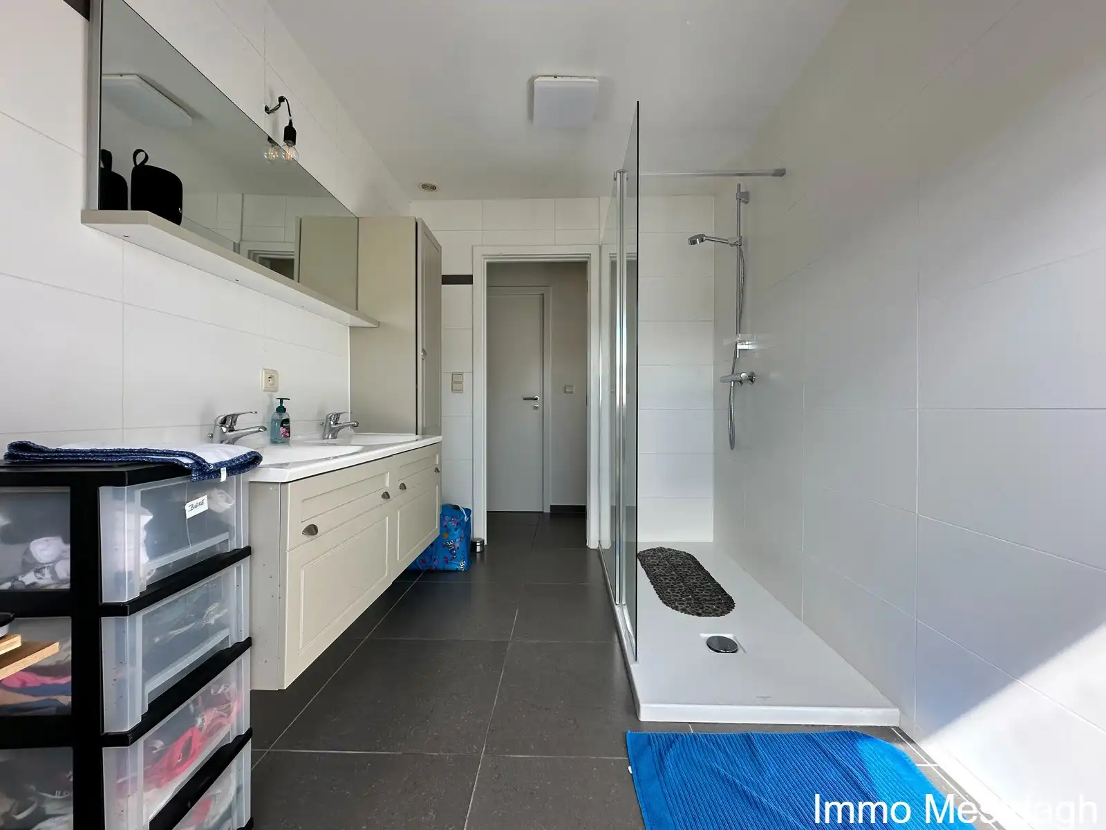 Strak & energiezuinig duplex-appartement met terras in hartje Geetbets foto 19