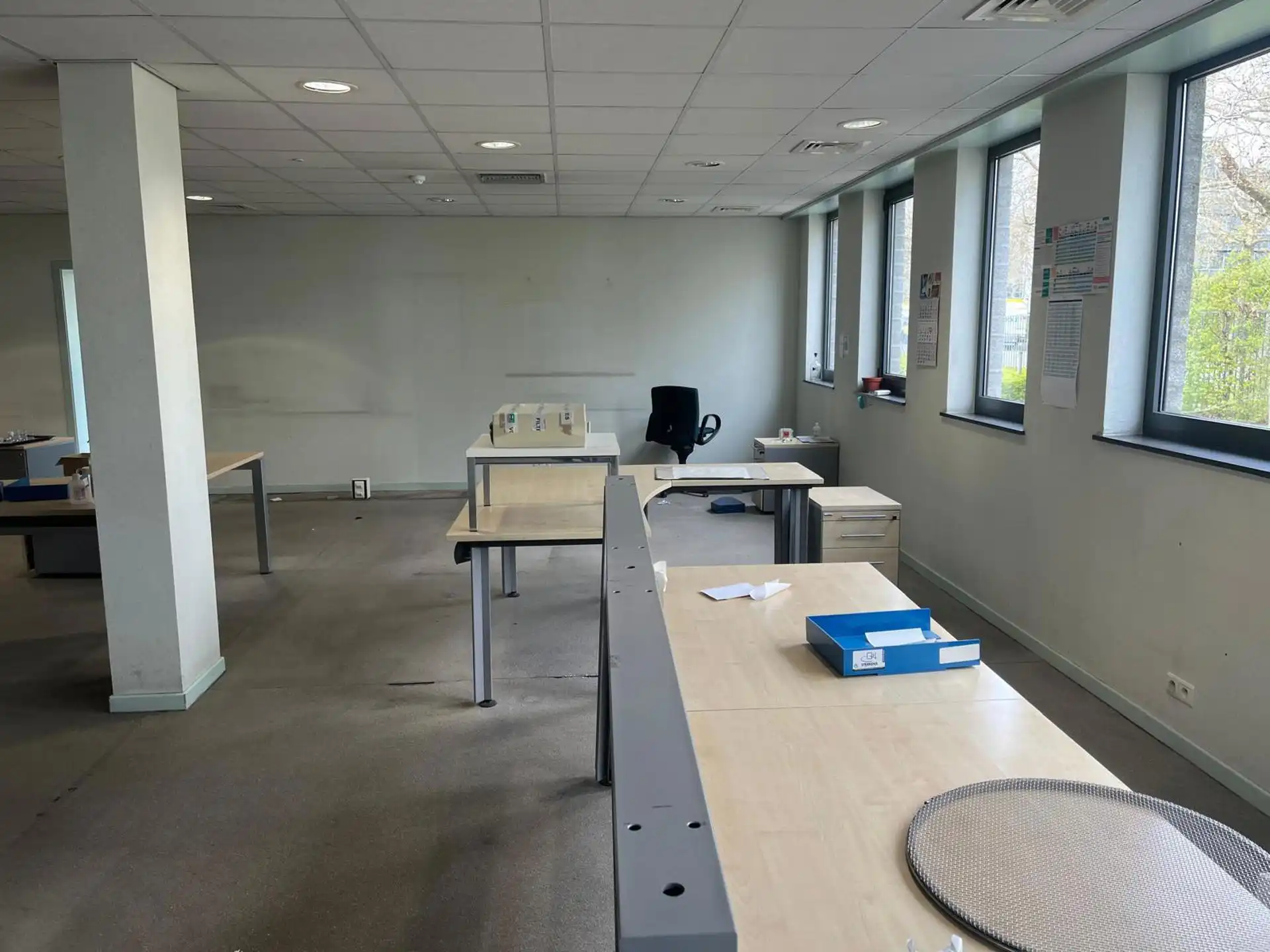 Bedrijfsgebouw magazijn met kantoren Mechelen-Noord foto 10