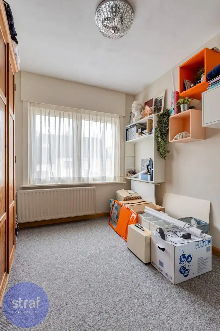 Groot wonen met 6 slaapkamers en een tuin in bruisend Kapellen foto 17