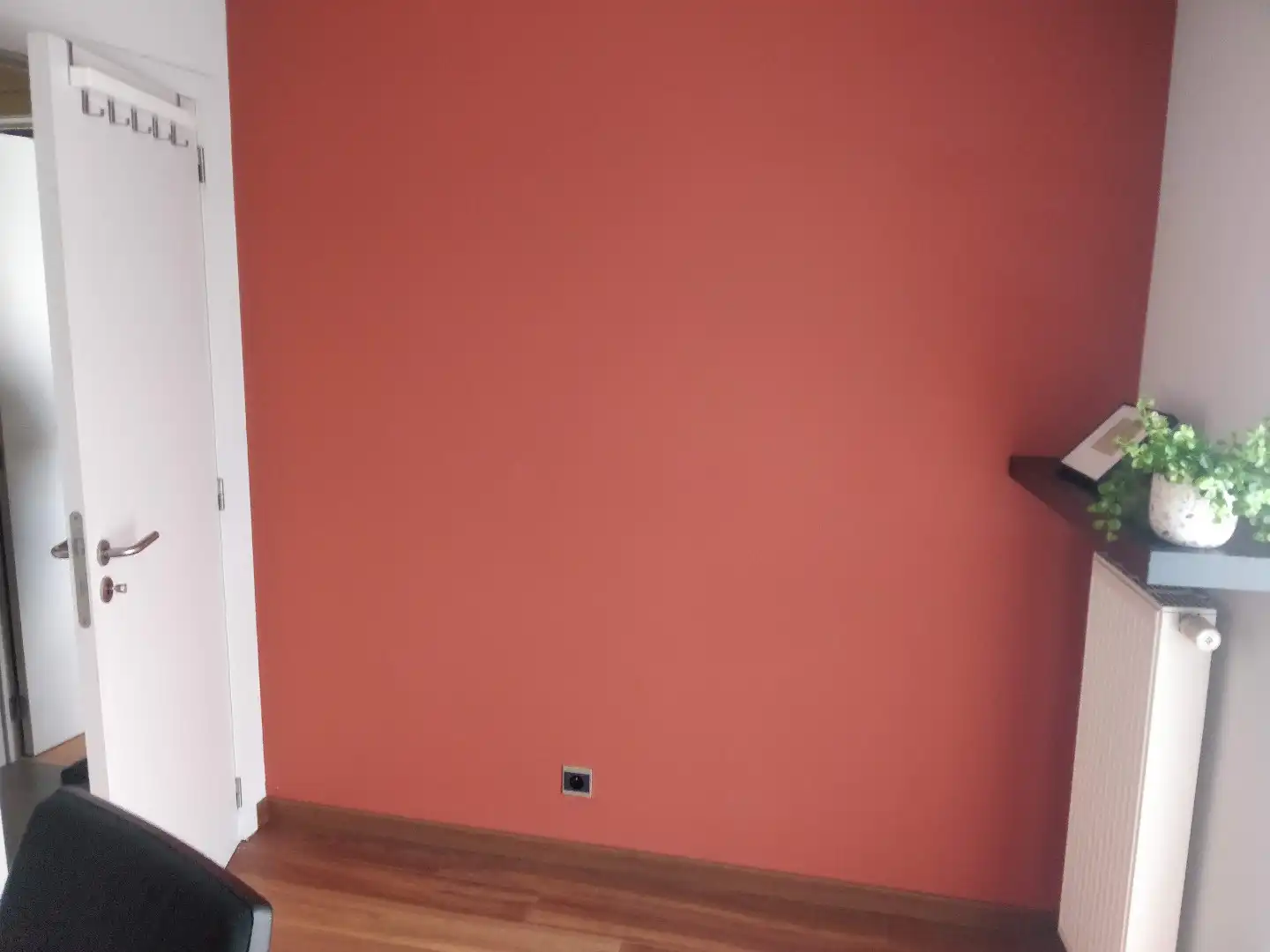 Gelijkvloersappartement met twee slaapkamers en binnentuin foto 14