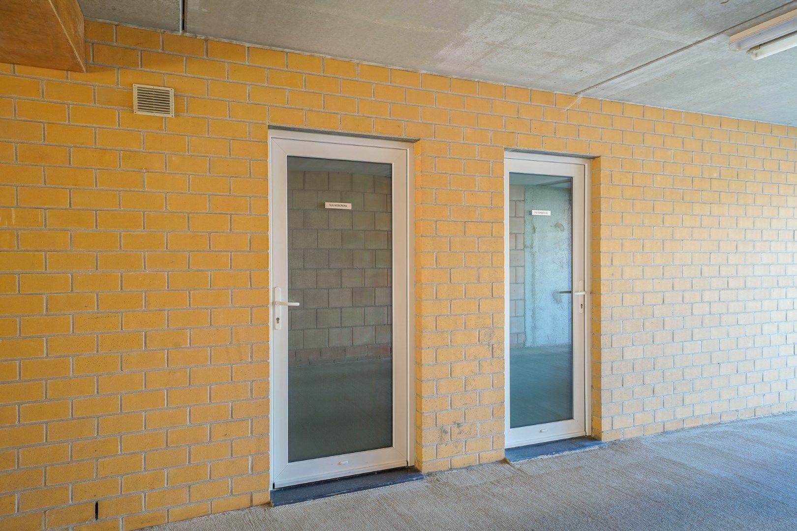 Instapklaar 2-slaapkamerappartement op toplocatie in Bredene foto 17