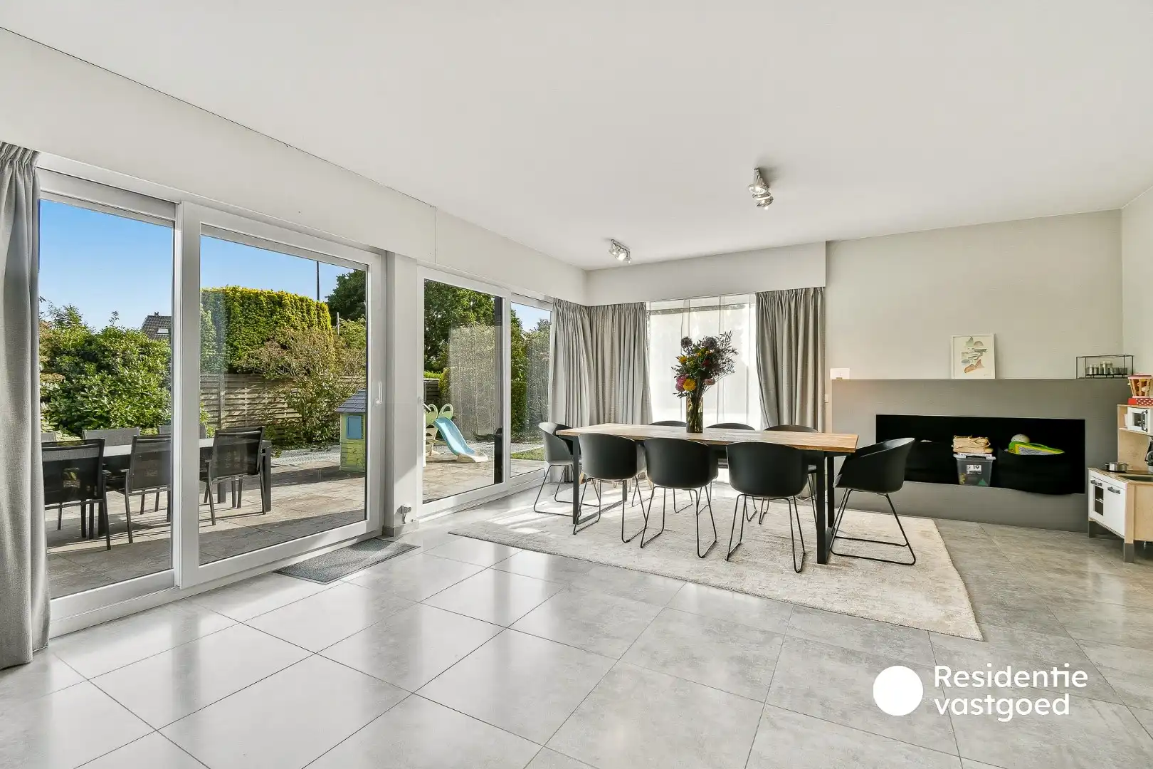 Instapklare en alleenstaande bungalowwoning foto 6