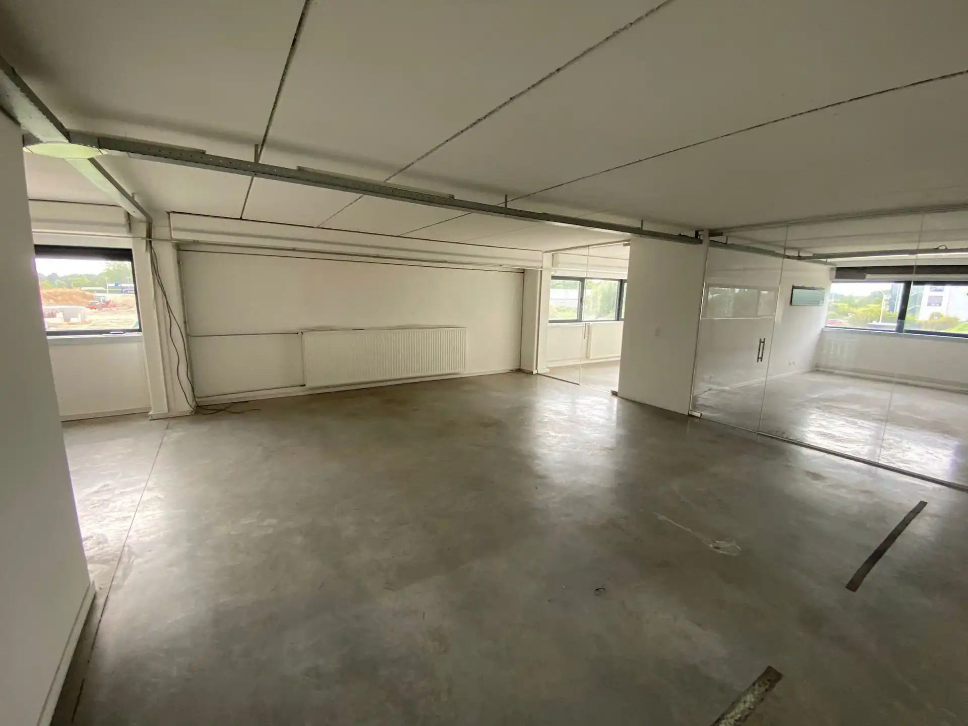 Kantoor/Showroomruimtes te huur Kruibeke foto 33