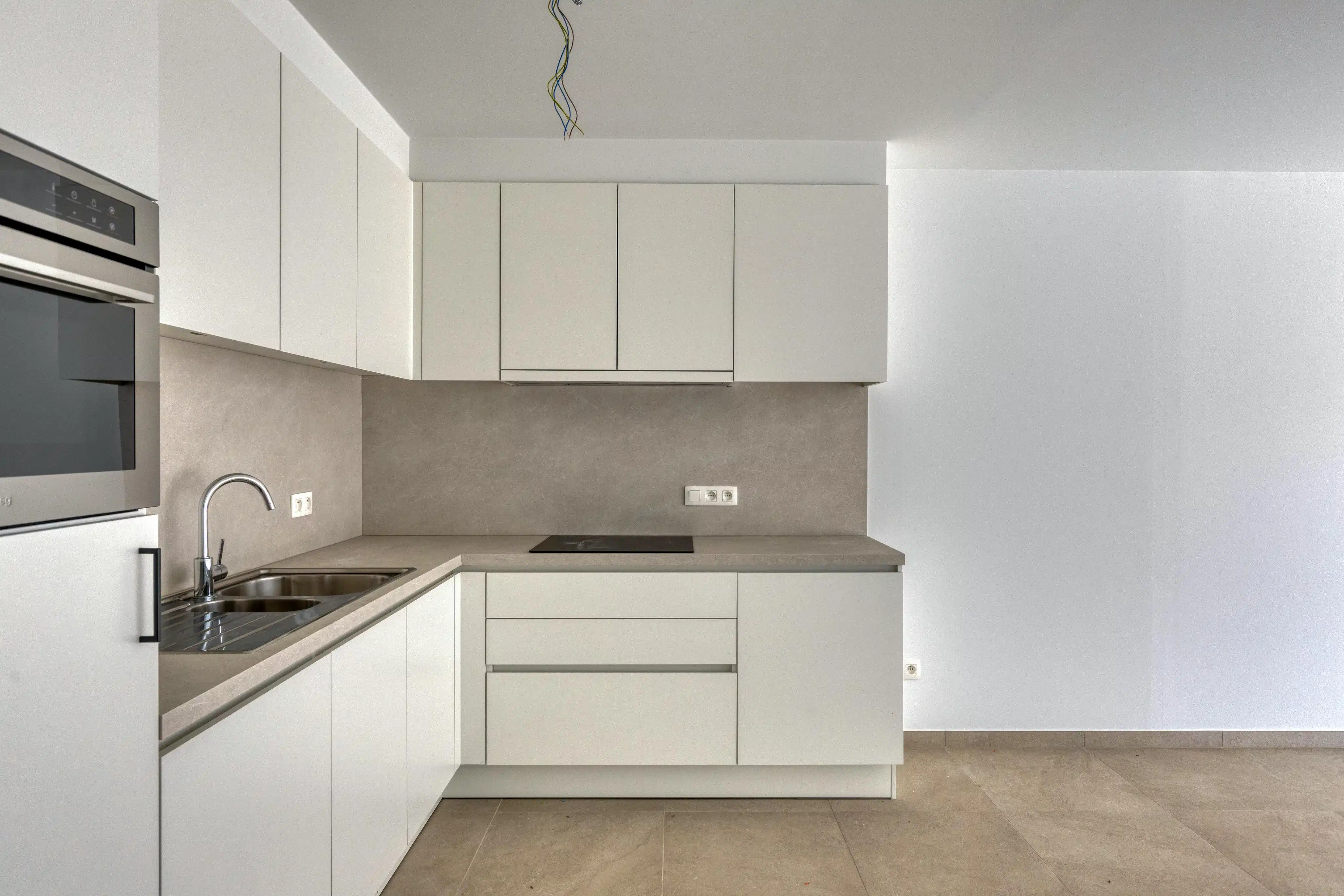 Gelijkvloers nieuwbouwappartement te koop in Emelgem, Izegem foto 4