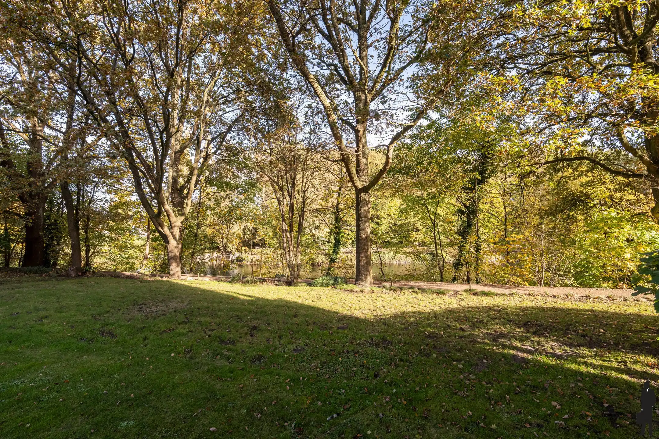 Modern gelijkvloers appartement met ruim terras  foto 17