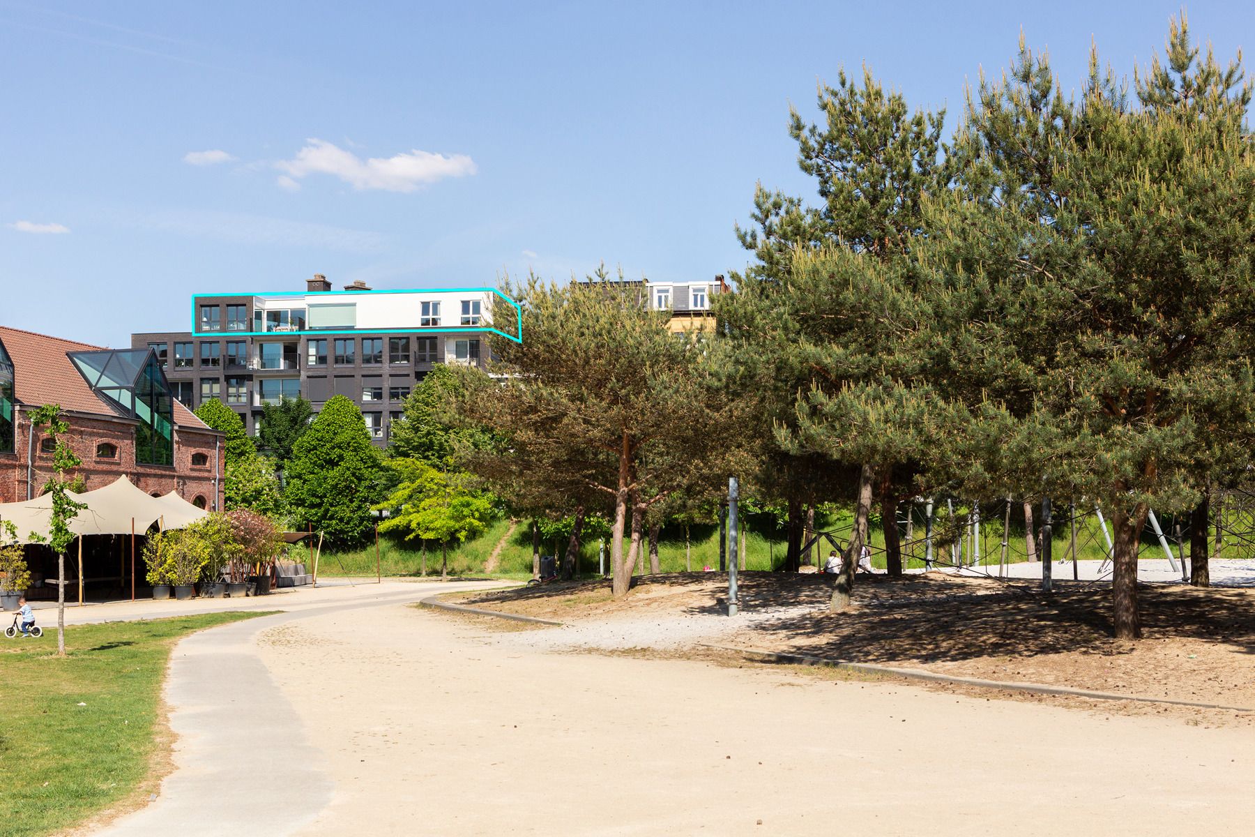 Penthouse met adembenemend parkzicht aan Park Spoor Noord foto 2