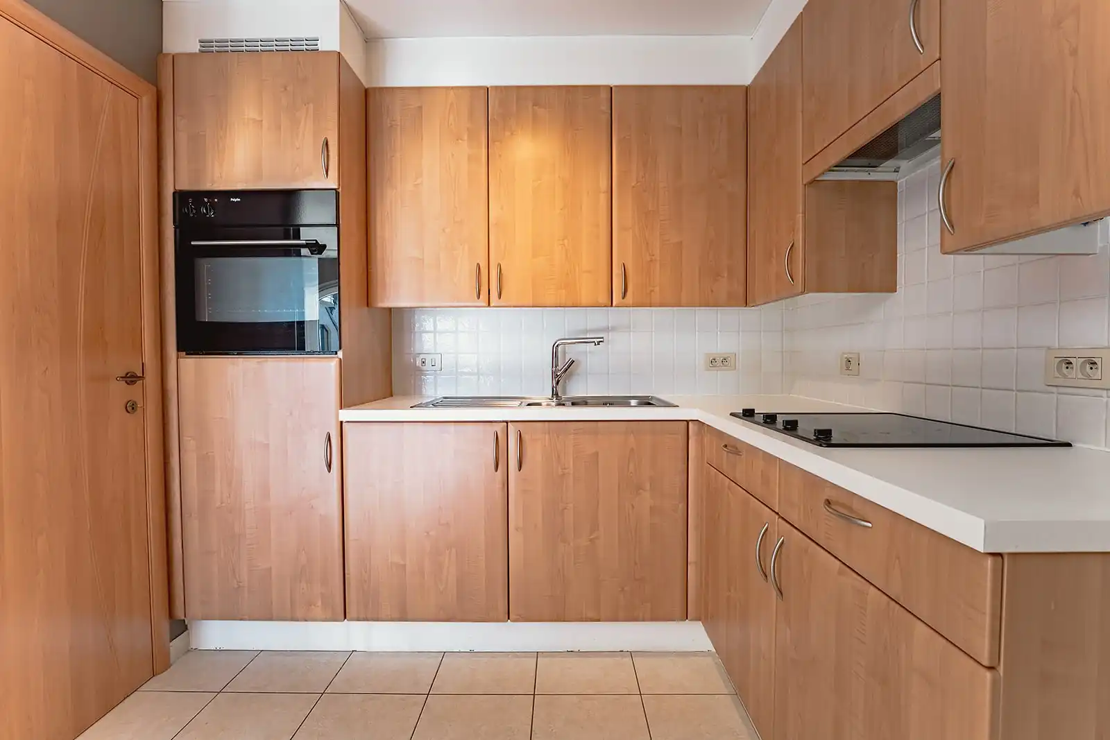 Instapklaar 2 slaapkamer appartement gelegen in De Haan op wandelafstand van het strand en het centrum. foto 10