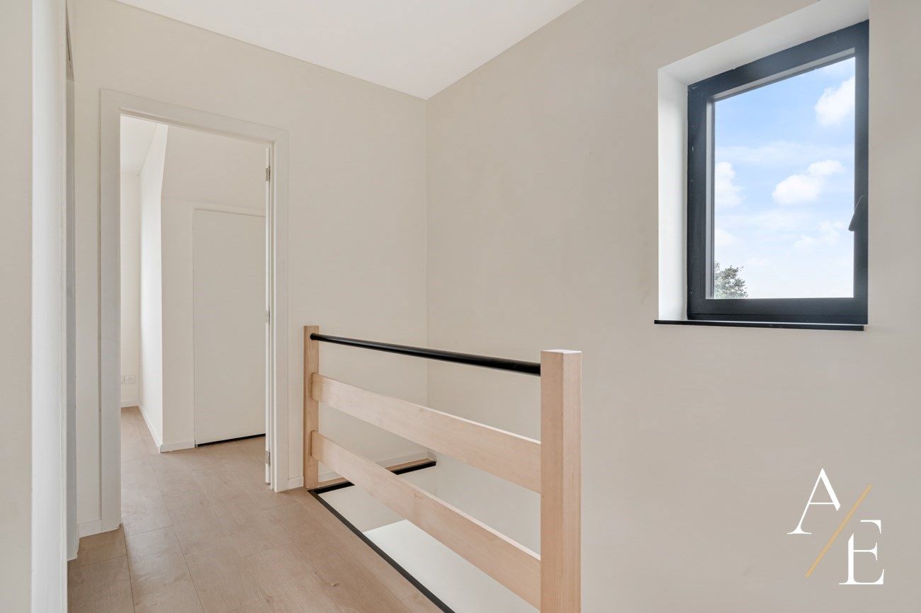 UITBERGEN - NIEUW 2-slaapkamer duplex-appartement met terras! foto 6