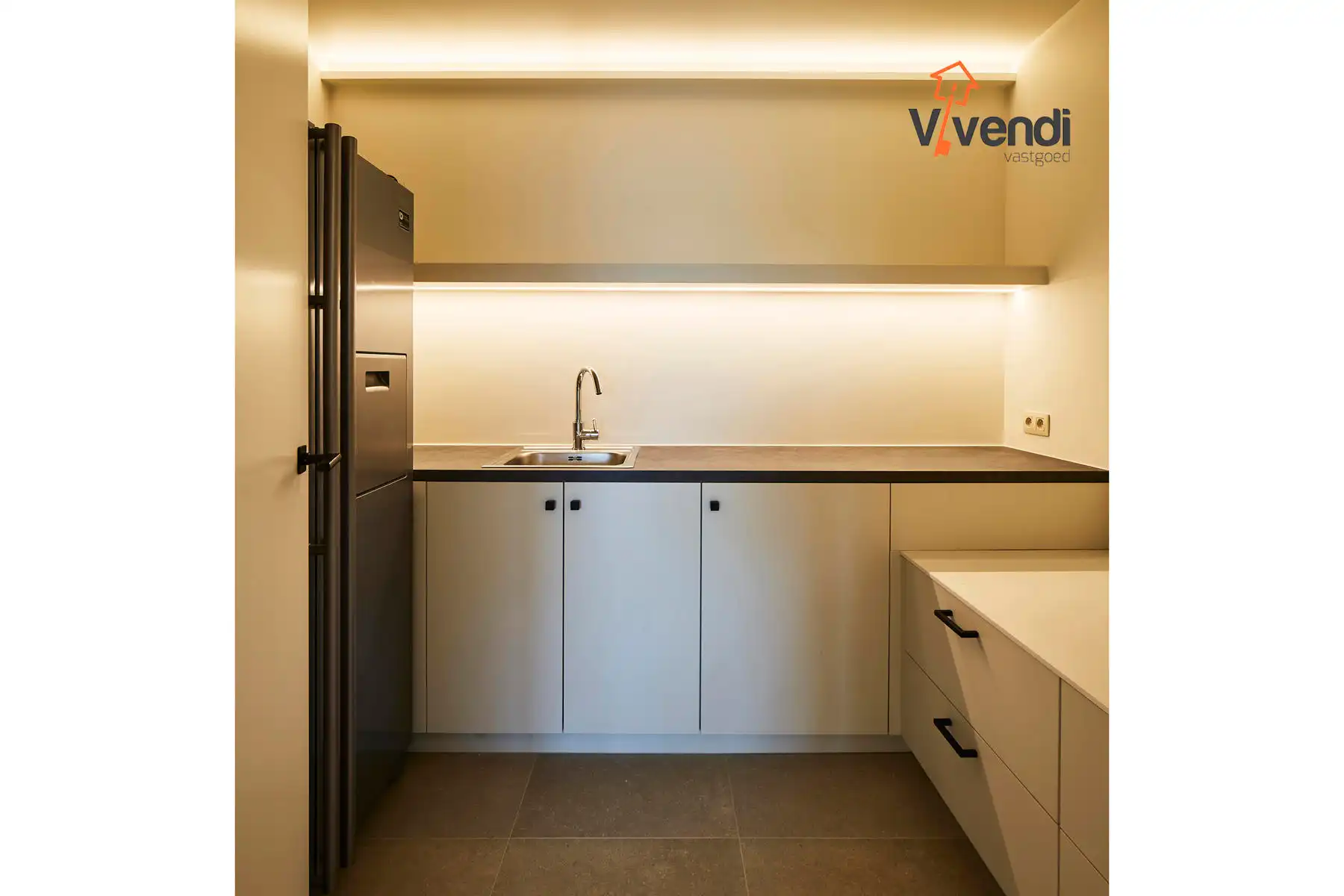 Luxe Penthouse van ca. 185 m² – Volledig gerenoveerd in 2024 foto 7