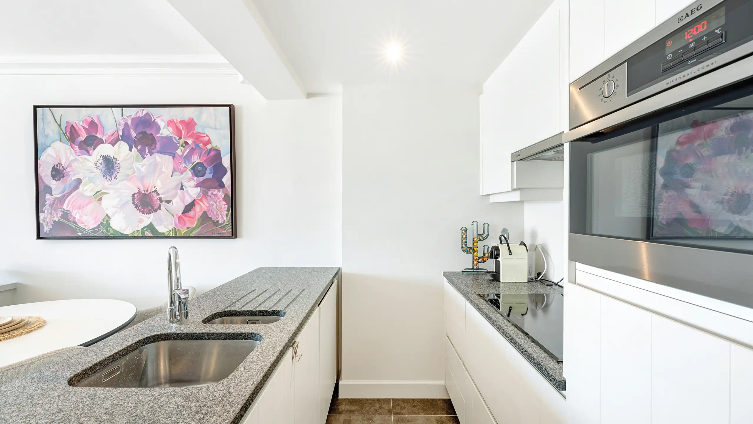 Zonnig appartement met prachtig zeezicht, gelegen aan het Rubensplein. foto 9