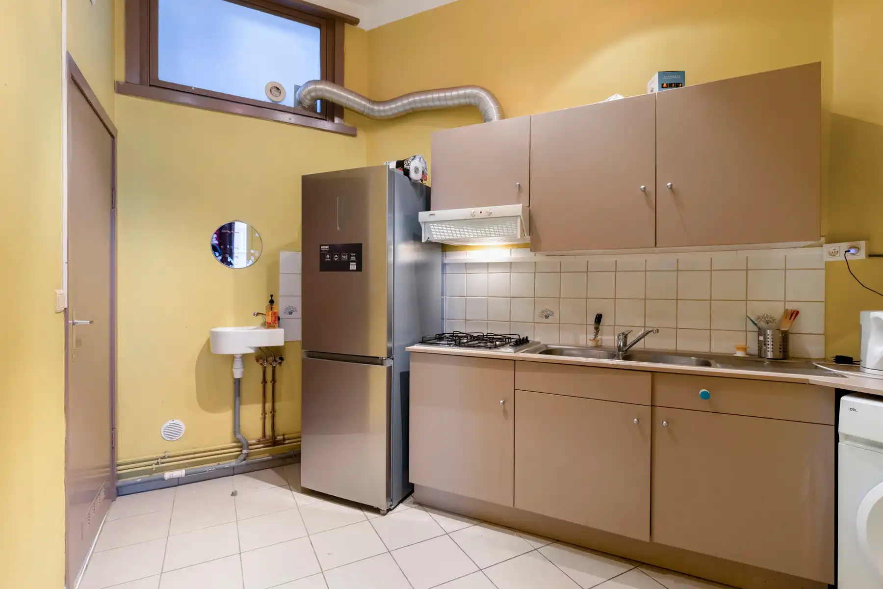 Eengezinswoning, thans ingedeeld in 3 woonunits. foto 11