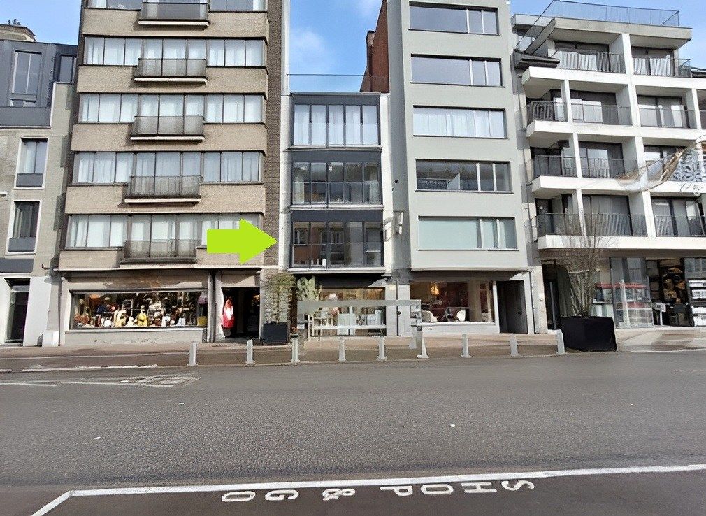 GERENOVEERD APPARTEMENT MET 2 SLAAPKAMERS, GARAGE EN TERRAS IN HET CENTRUM VAN EINZE foto 8