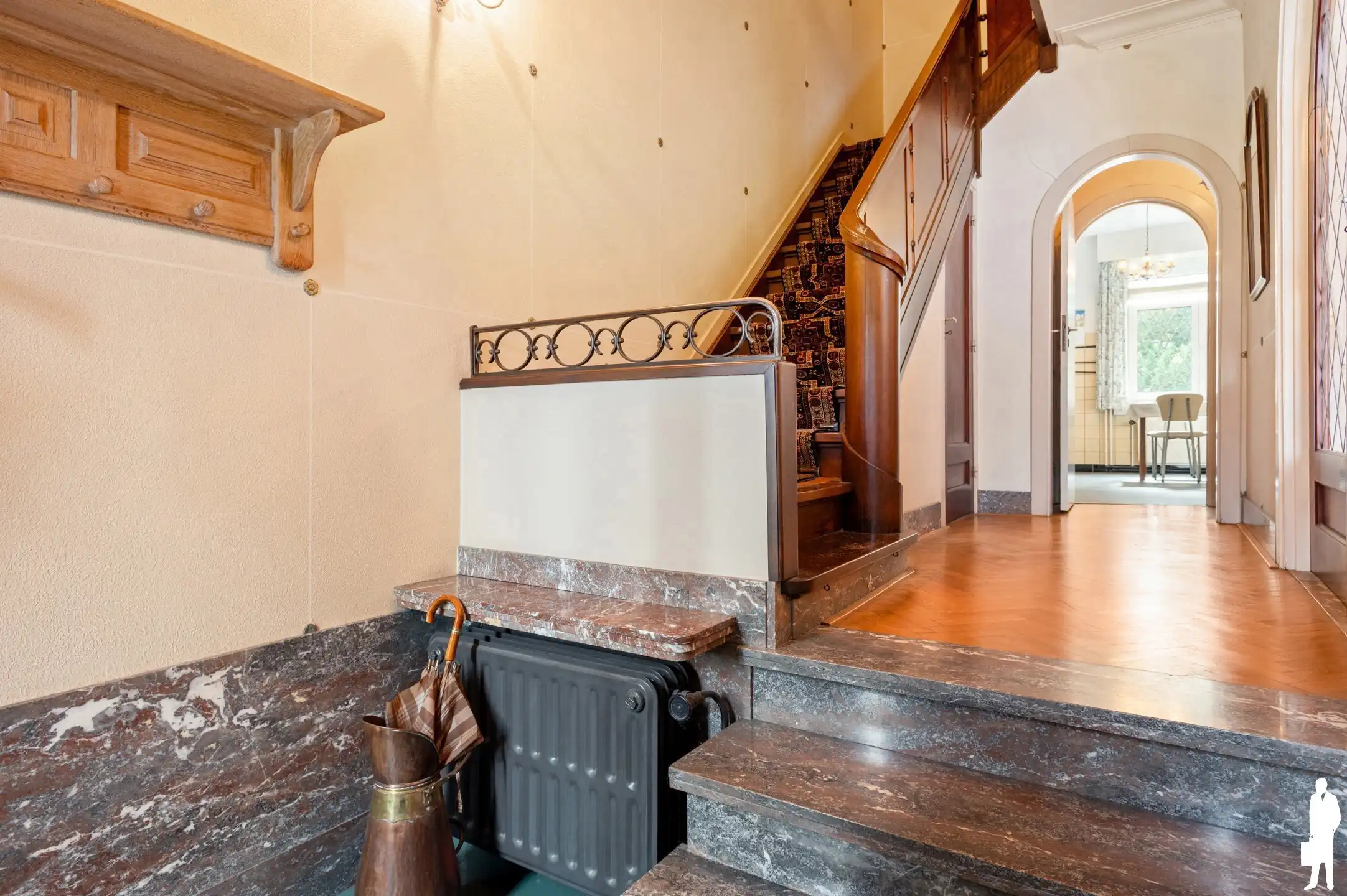 Karaktervolle bel-etage in een gegeerde buurt foto 2