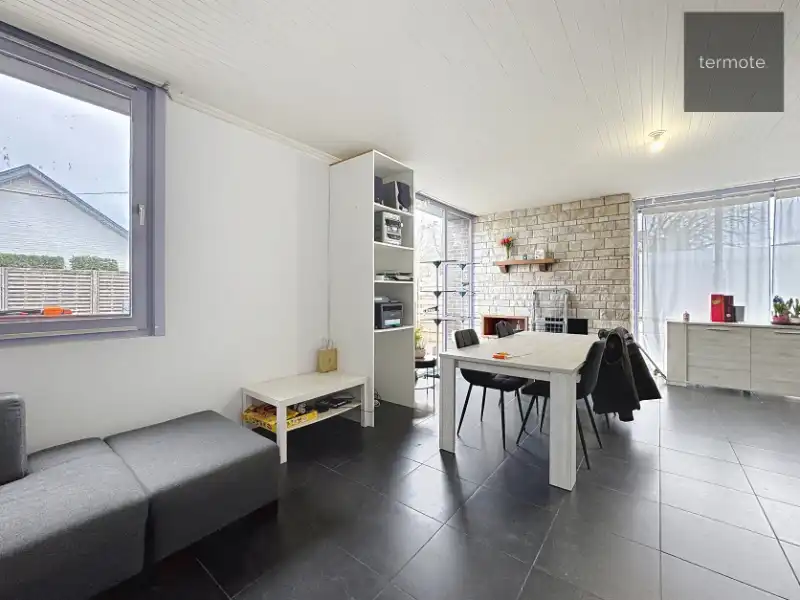 magazijn + woning foto 5