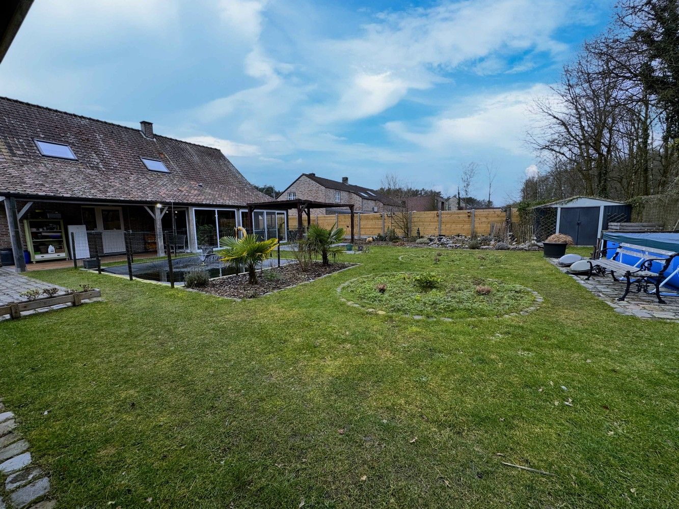 Instapklare woning met tuin aan natuurgebied foto 6